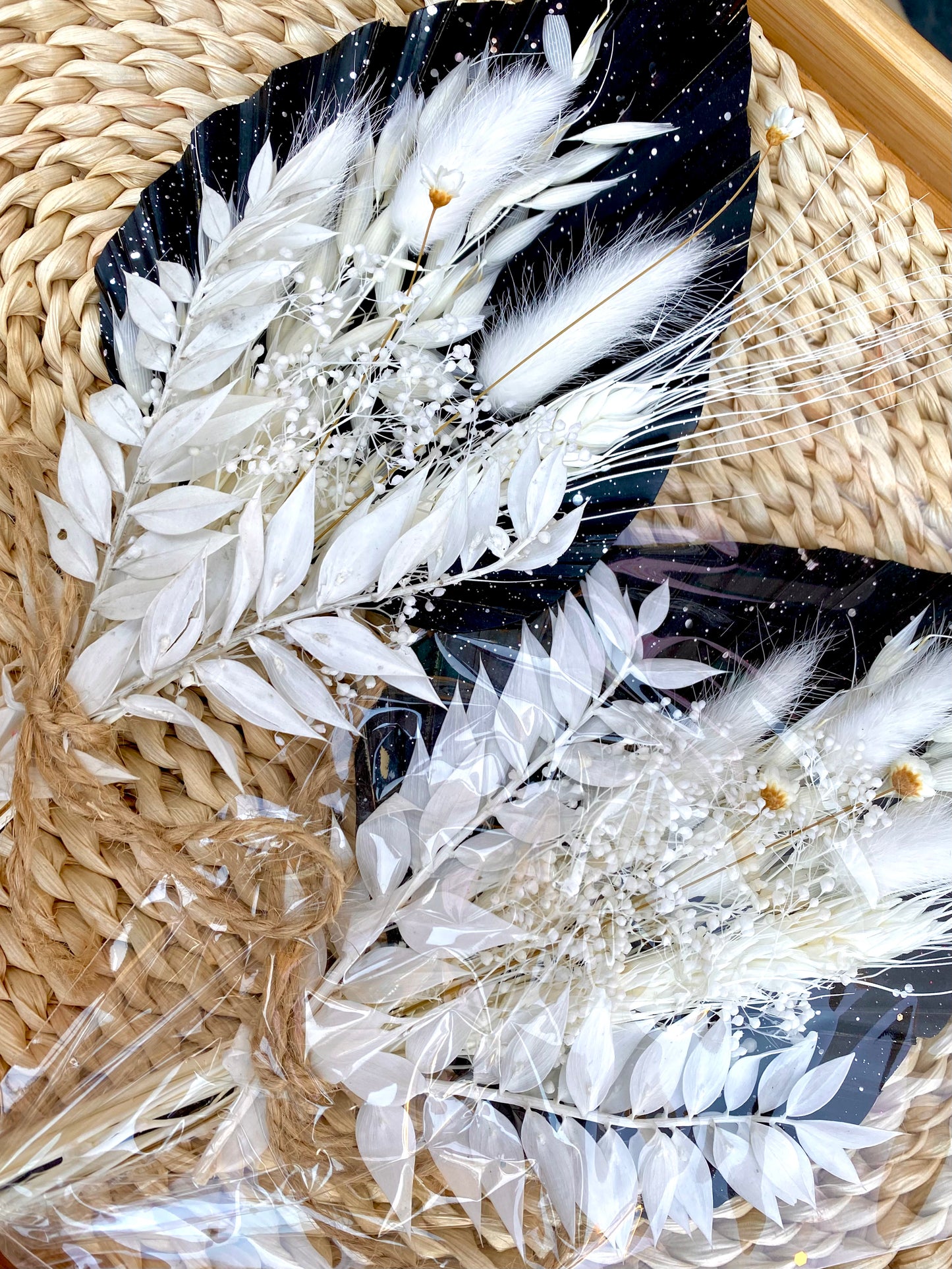 Black Palm leaf cake topper